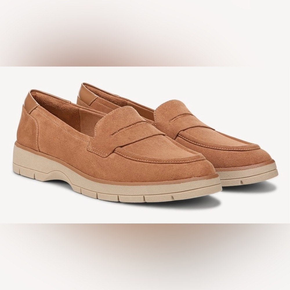 Dr Scholl’s Nice Day lug sole penny loafers suede tan camel beige neutral cute 9